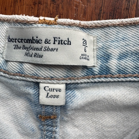 Boyfriend Short Mid Rise Curve - Picture 2 of 5